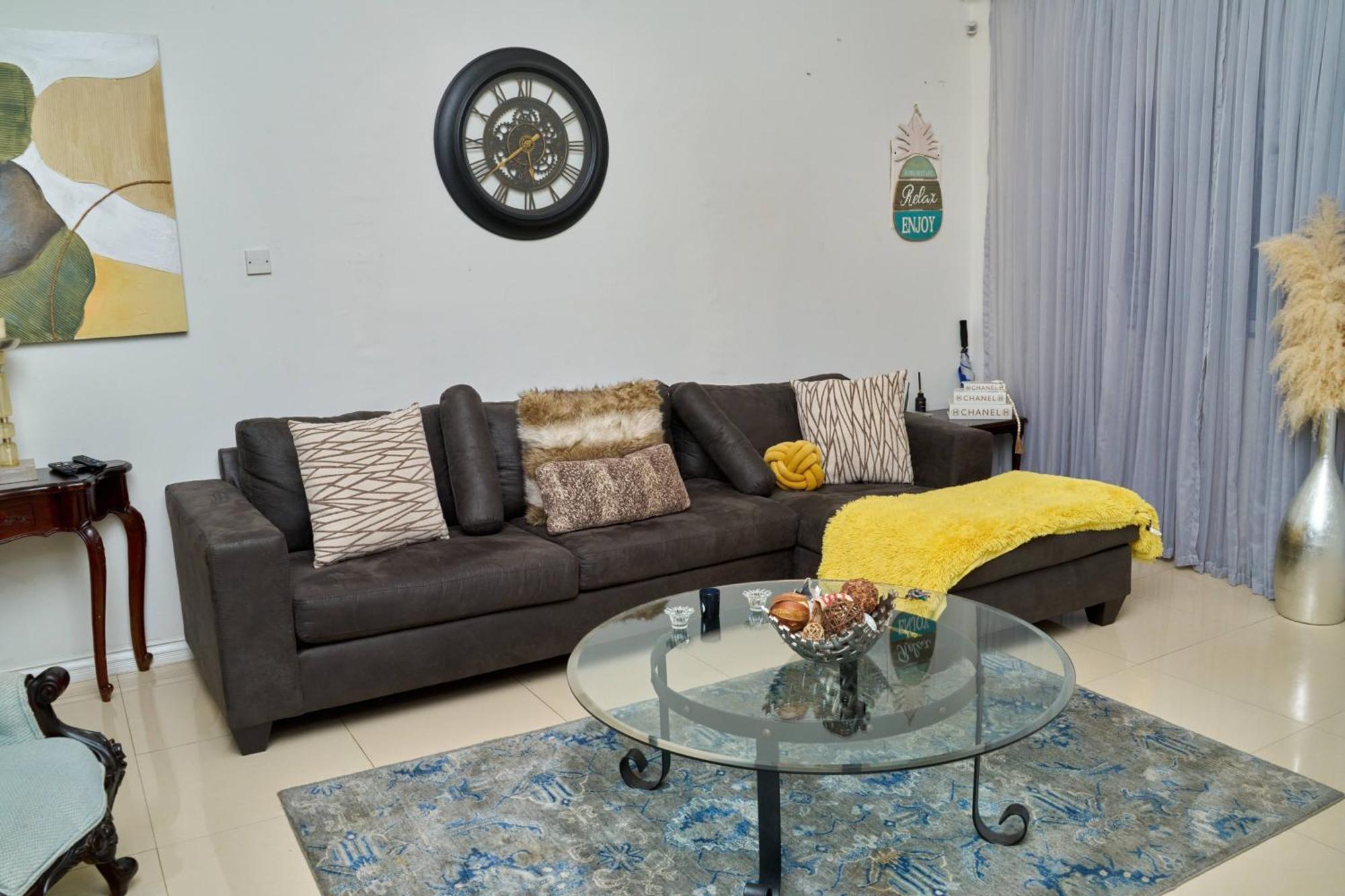 Caribbean Estates, 10 Mins From The Beach, Beautiful Gated Community Portmore Extérieur photo