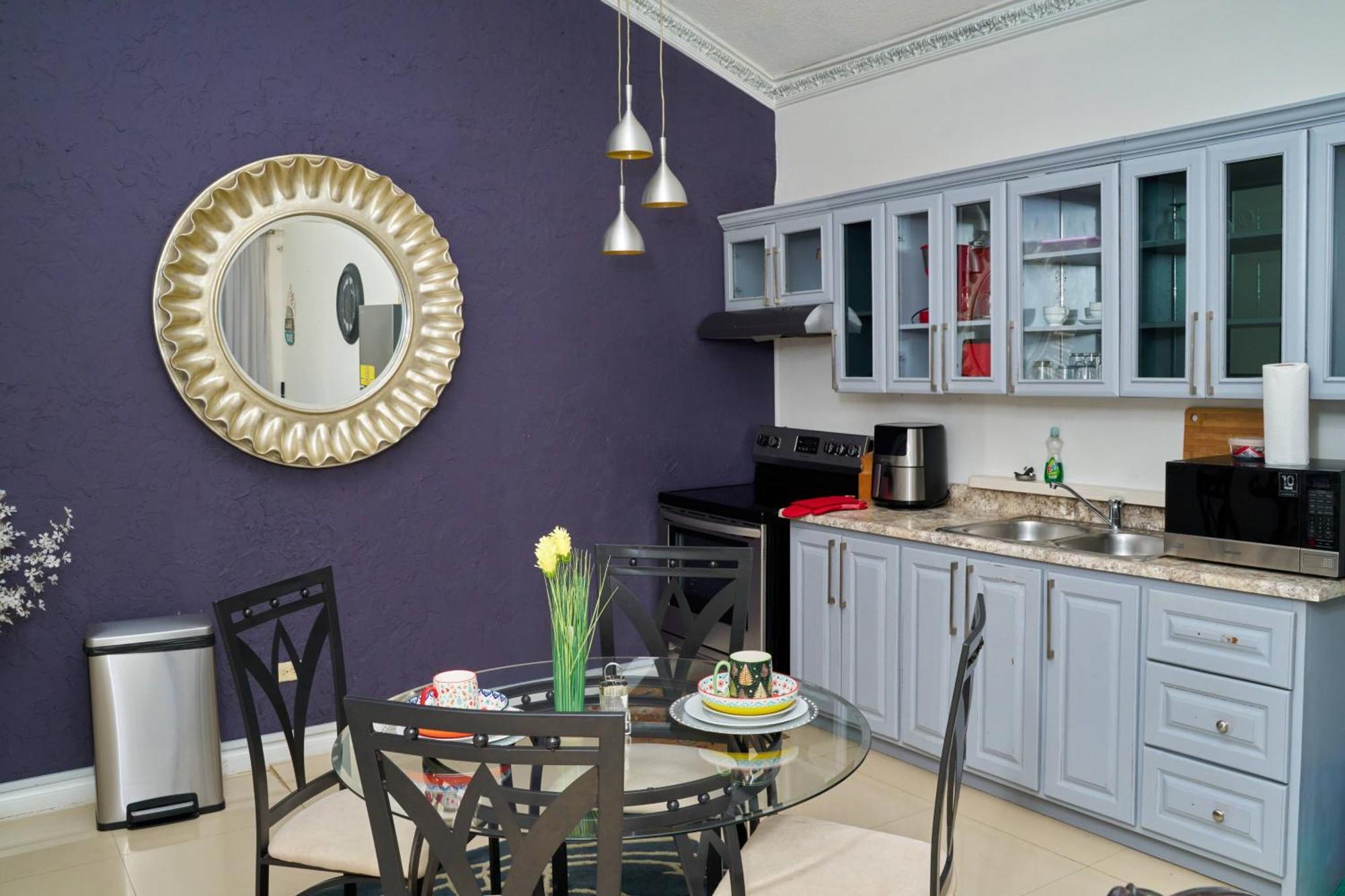 Caribbean Estates, 10 Mins From The Beach, Beautiful Gated Community Portmore Extérieur photo